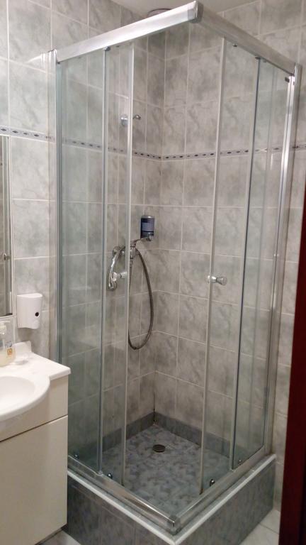 Garni Hotel Anne-Mary Piest'any Ngoại thất bức ảnh